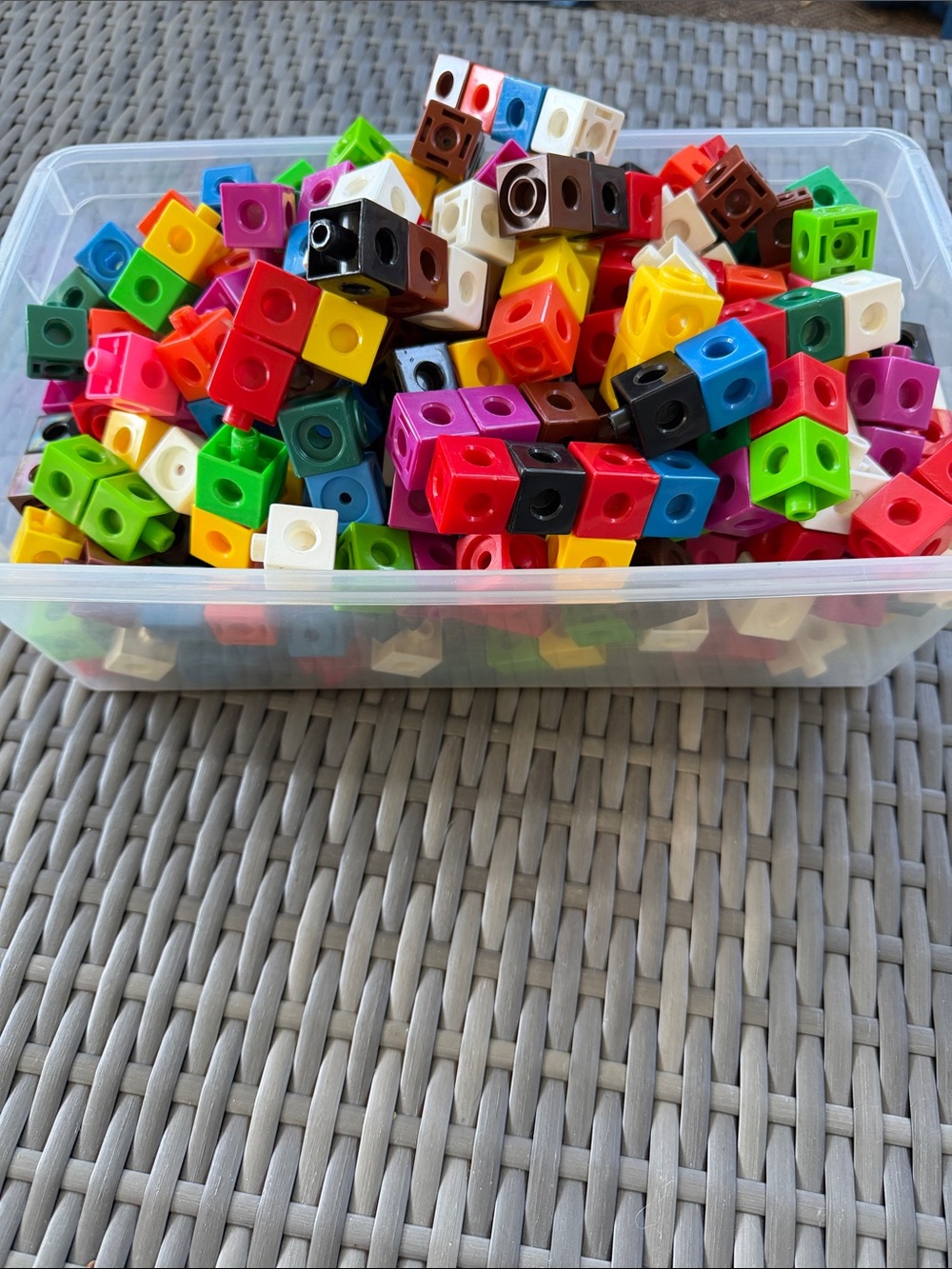 Assorted Interlocking Counting Cubes- Multicolor Kids Toy